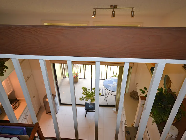 112 Lindsay Ln — Photo 22