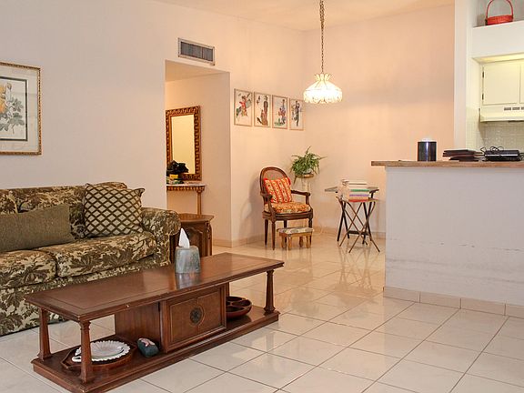 5th image of 9486 S Belfort Cir #201