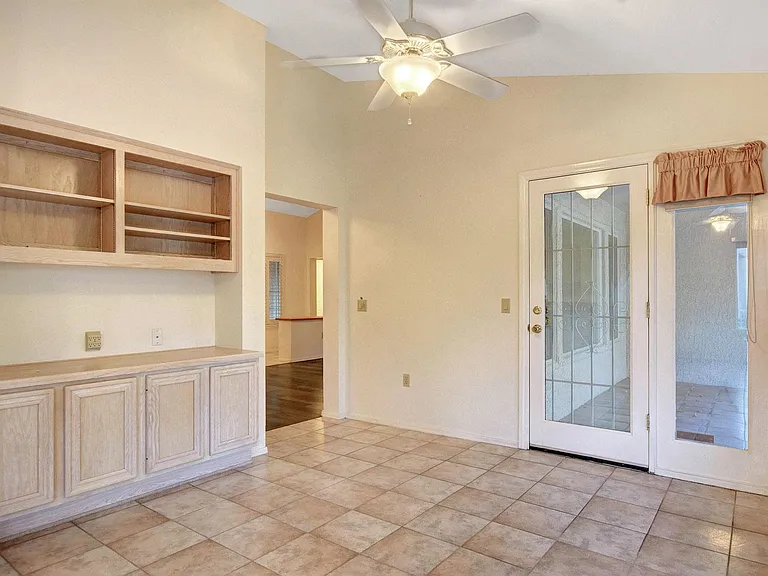 3032 Hidden Treasure Dr — Photo 23