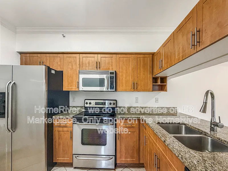 2 bed, 2.0 bath, 1141 sqft, $2,295 — Photo 2