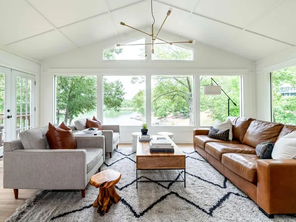 38 Swanage Dr #Id1312102p, Bella Vista, AR 72715