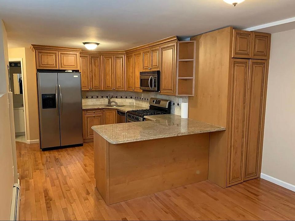 24 Covington Cir 1, Staten Island, NY 10312 Zillow