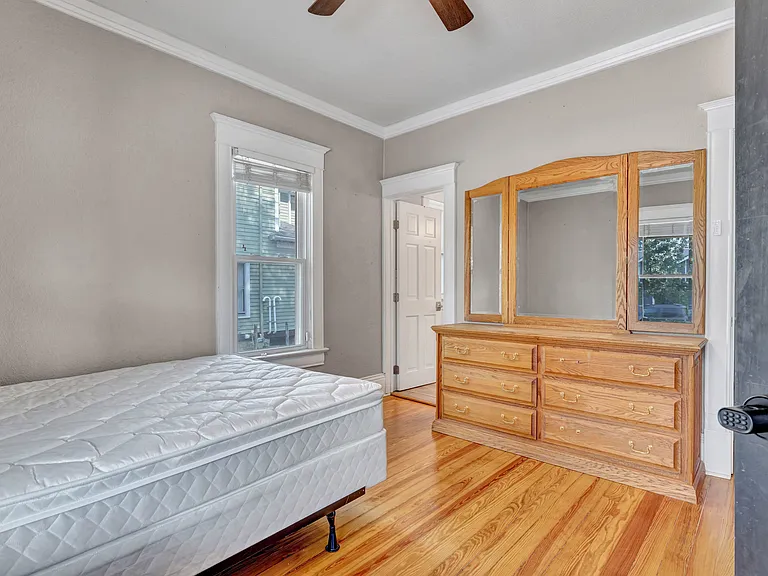 320 E Uintah St — Photo 14