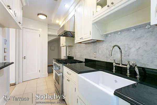Sold by Terrace Sotheby's International Realty | media 58