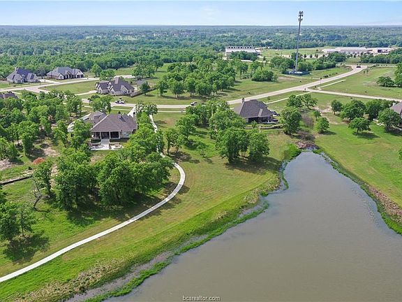 5th image of 4427 Williams Lake Dr