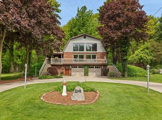 2245 Marlacoba Dr, Holland, MI 49424
