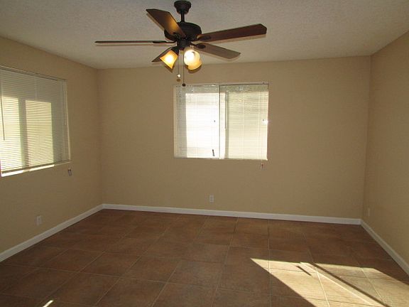 4th image of 6036 Green Hill Ln