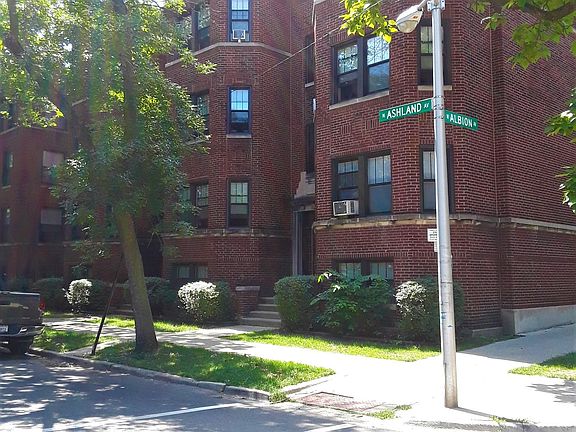 2nd image of 6556 N Ashland Ave APT 3