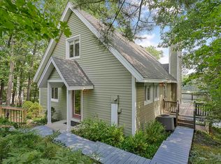254 Island View Dr, Traverse City, MI 49696