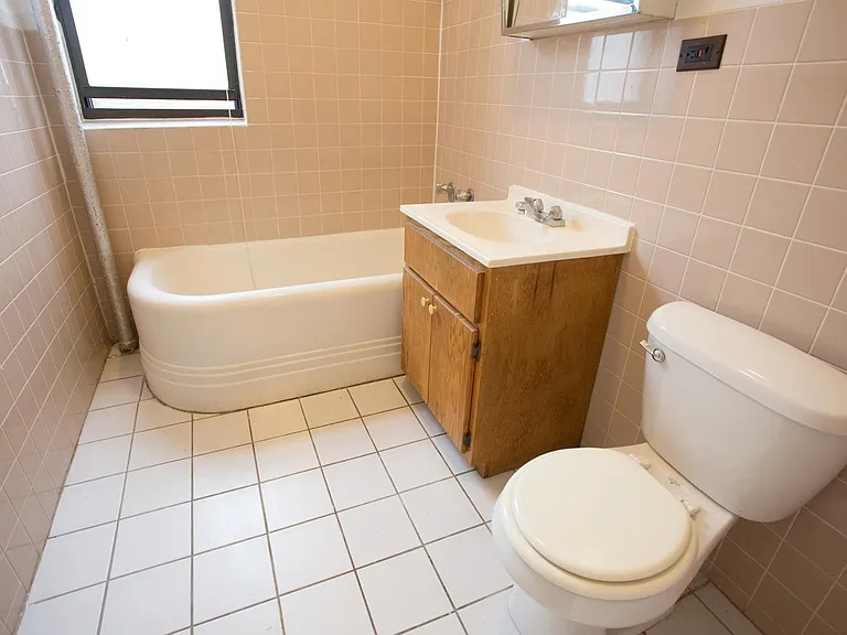 5416 S. Woodlawn Avenue — Photo 34