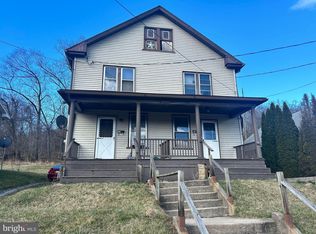 673&675 Valley St, Lewistown, PA 17044