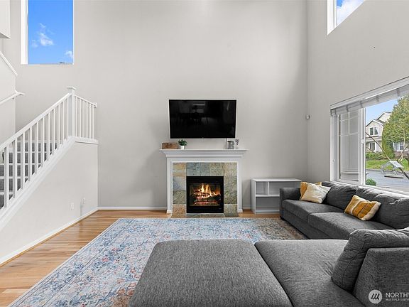 3rd image of 2510 87th Avenue NE