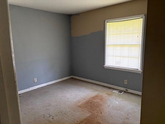 2nd image of 1487 Colony East Cir