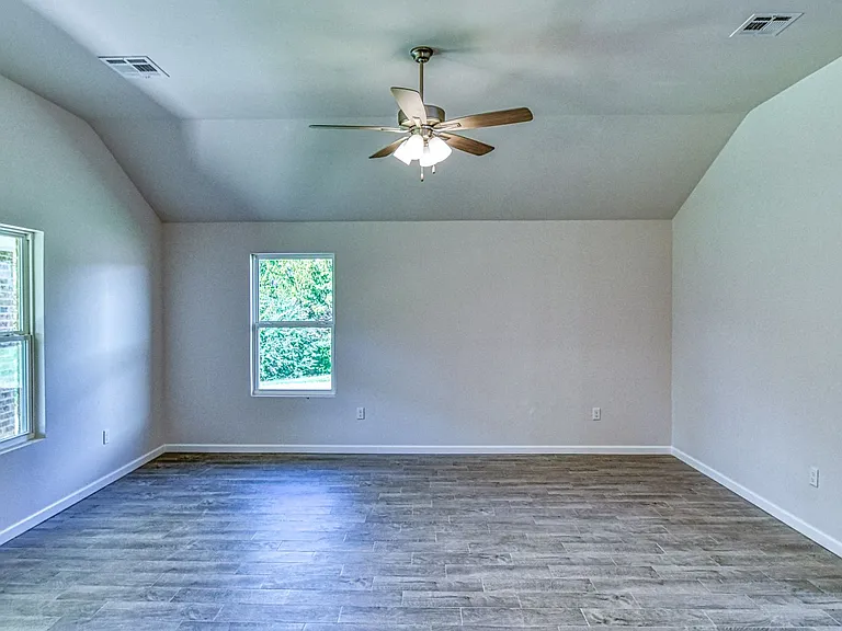 1006 Varenna Ln — Photo 12
