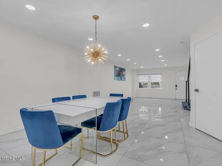 1001 Norwood Ave #7 — Photo 7