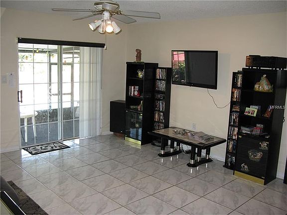 4th image of 116 Temple Dr