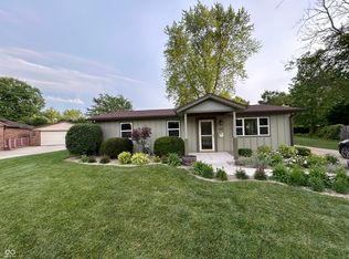 612 Circle Ct, New Whiteland, IN