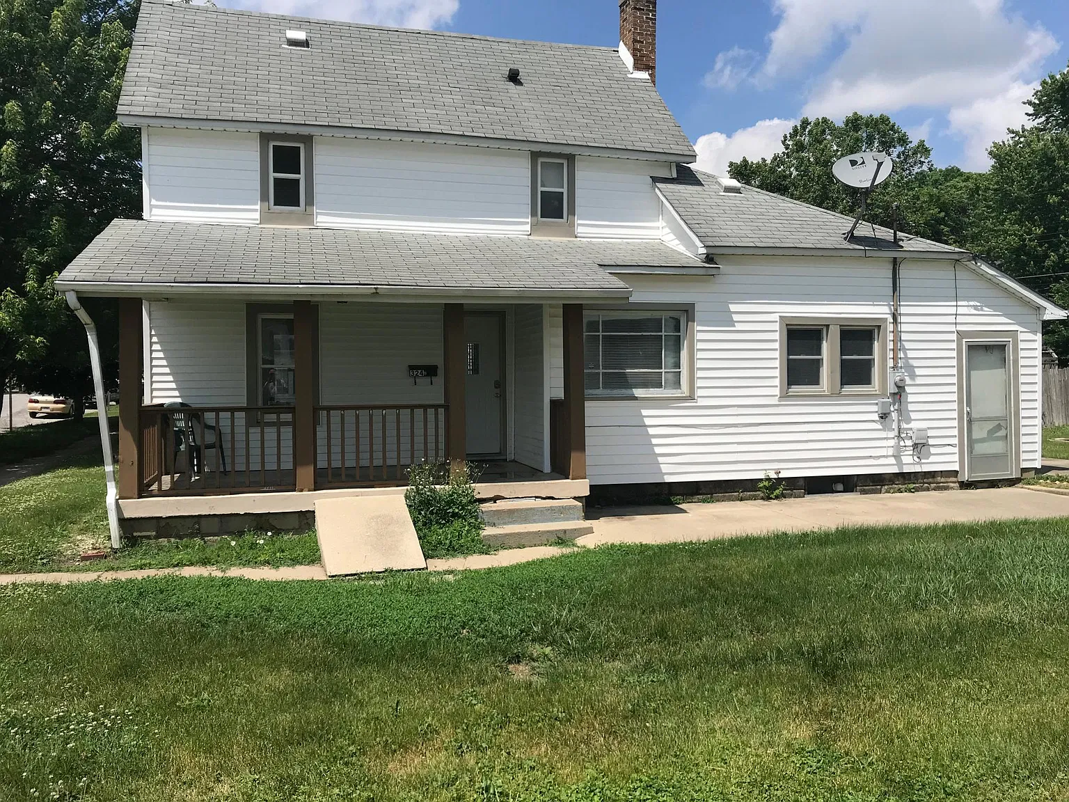 2 bed, 2.5 bath, 1458 sqft, $925 — Photo 1