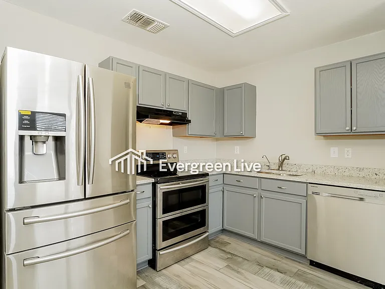 8907 Dakota Run — Photo 3