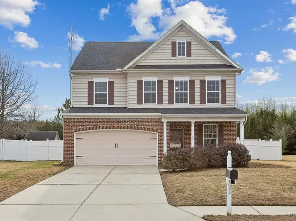 27 Hampshire Glen Pkwy, Hampton, VA 23669