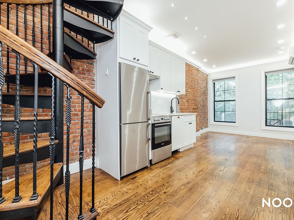 1st image of 47 Columbia Pl #4D