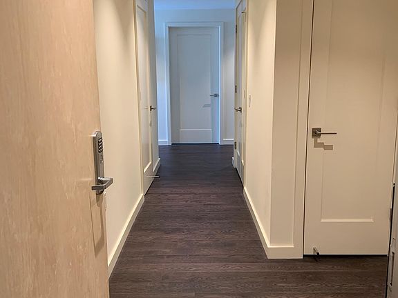5th image of 1601 Larkin St Unit 305