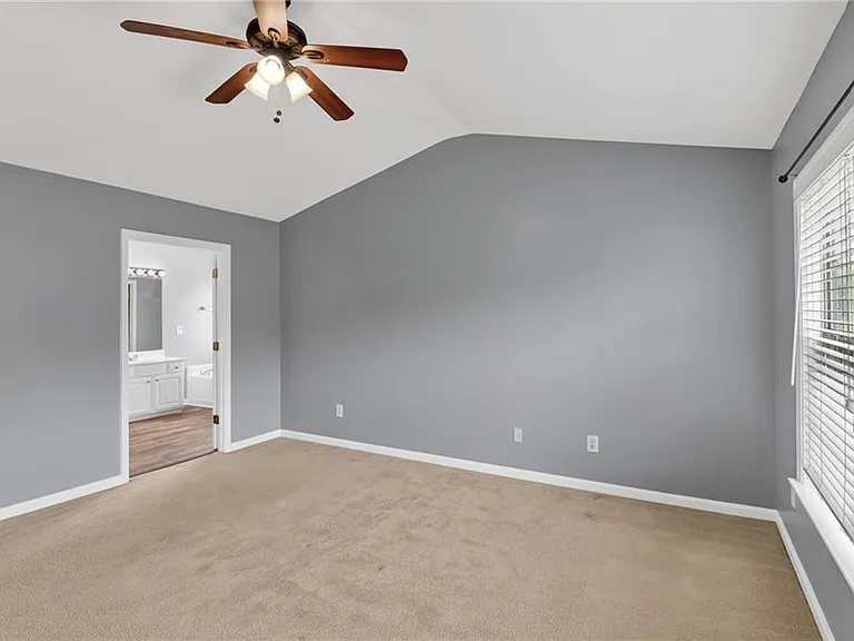 615 Melilot Ln — Photo 16