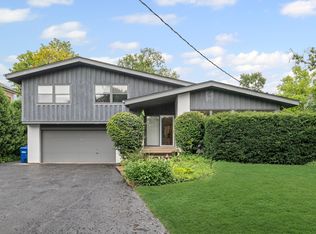 1125 Hohlfelder Rd, Glencoe, IL 60022