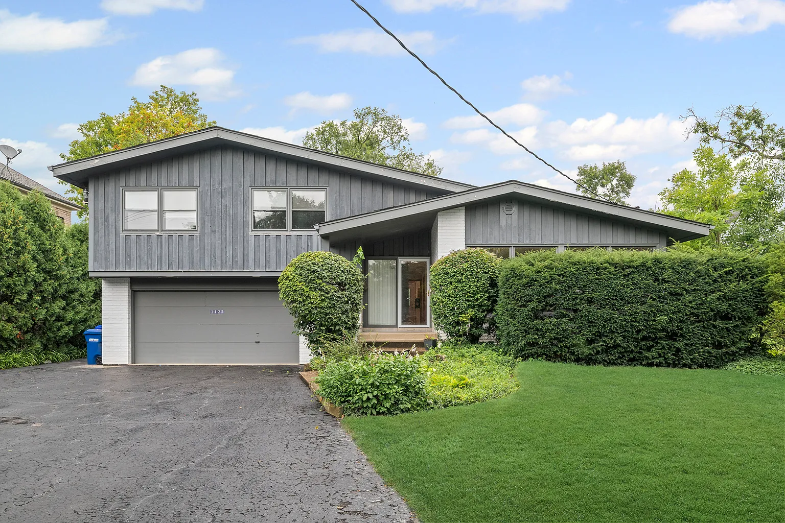 1125 Hohlfelder Rd photo 1