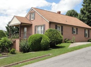 523 E Coyner Ave, Marion, VA 24354
