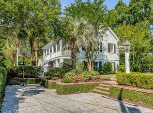 207 Pitt St, Mount Pleasant, SC 29464
