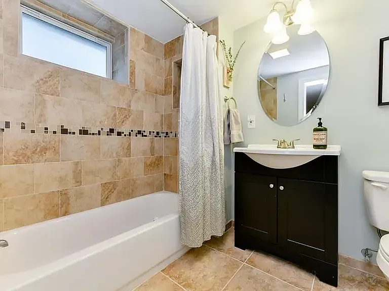 210 Cedar St #1 — Photo 21