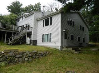 40 Pine Tree Rd, Coventry, RI 02816