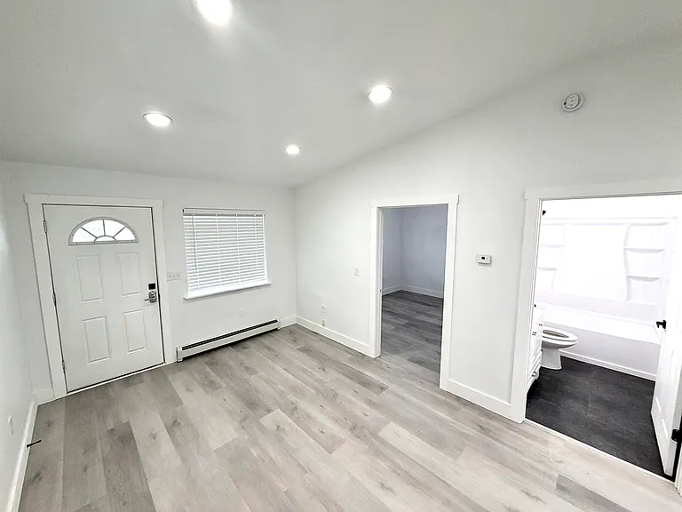1211 Lilac Ln #A — Photo 2