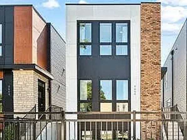 3358 W Evergreen Ave, Chicago, IL 60651