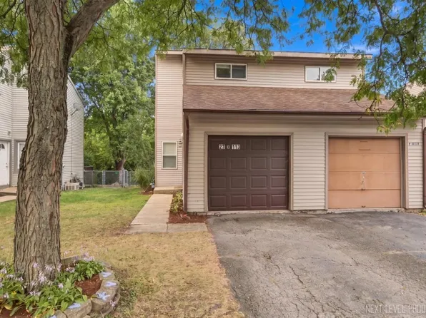 27W113 Cooley Ave, Winfield, IL 60190