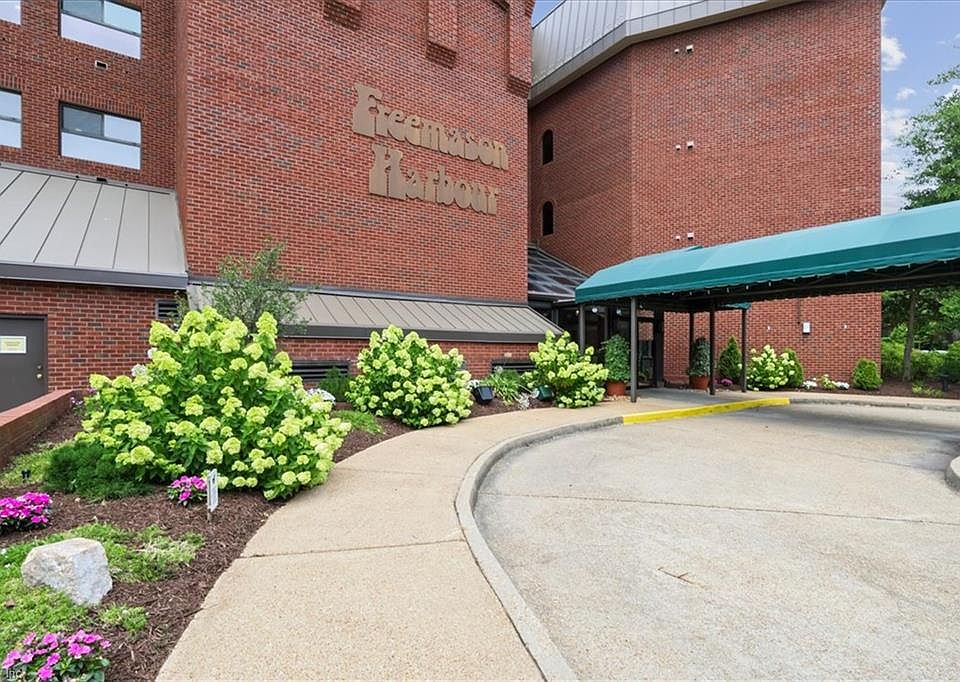 1st image of 255 College Cross APT 42