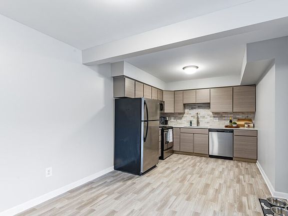 5th image of 510 College Ave NE #15069345