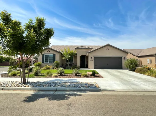 951 E Mesa Court, Visalia, CA 93292