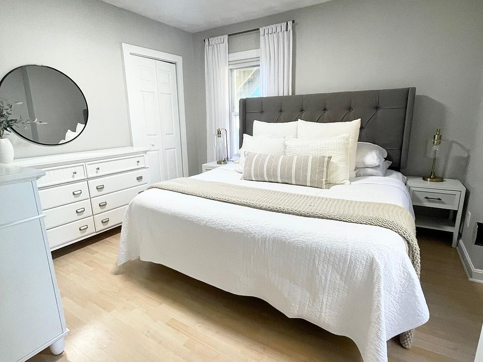 1st image of 17 Frederick St #1