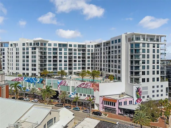 111 S Pineapple Ave #813, Sarasota, FL 34236