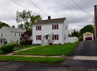 90 Saxon Rd, Wethersfield, CT 06109