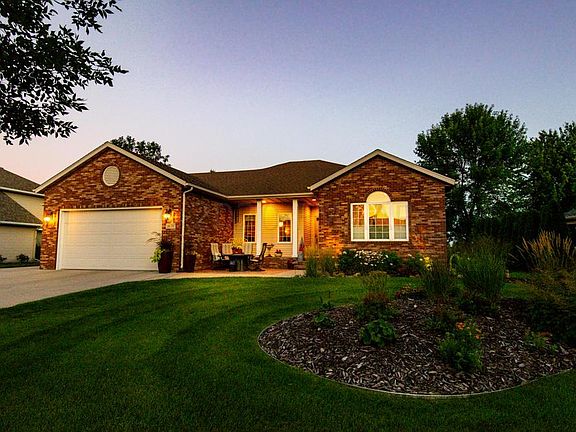 4th image of 3638 Westmoor Dr