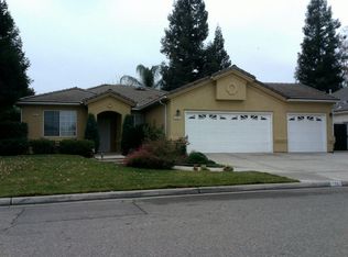 2261 E Solar Ave, Fresno, CA 93720