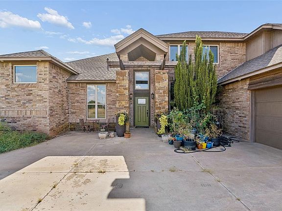 3rd image of 20897 Highlander Ridge Dr