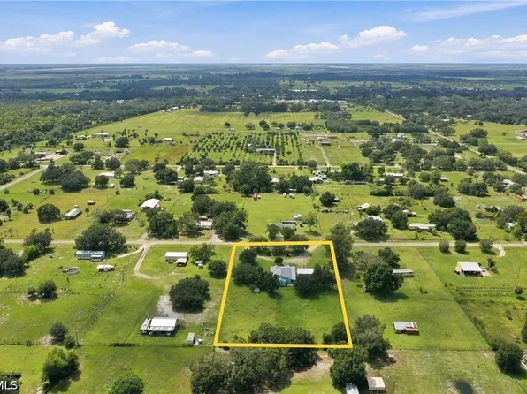 3666 Fort Simmons Ave, Labelle, FL 33935