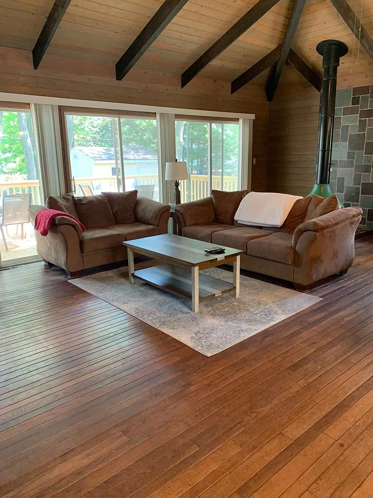 3 bed, 1947 sqft, $2,250 — Photo 3