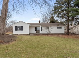 30456 West Rd, New Boston, MI 48164