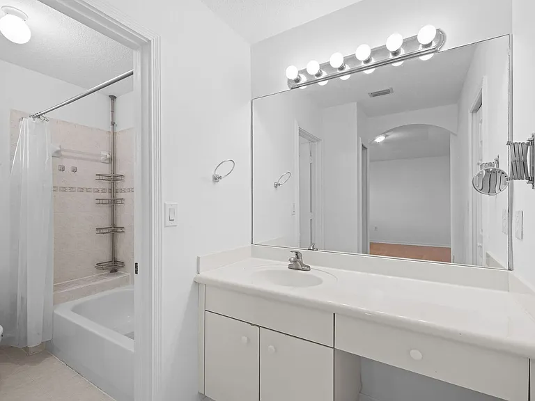 14261 SW 126th Pl — Photo 29