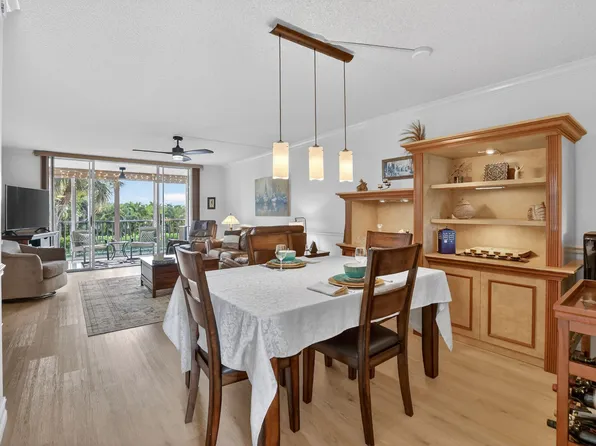 2809 Florida Boulevard #208, Delray Beach, FL 33483